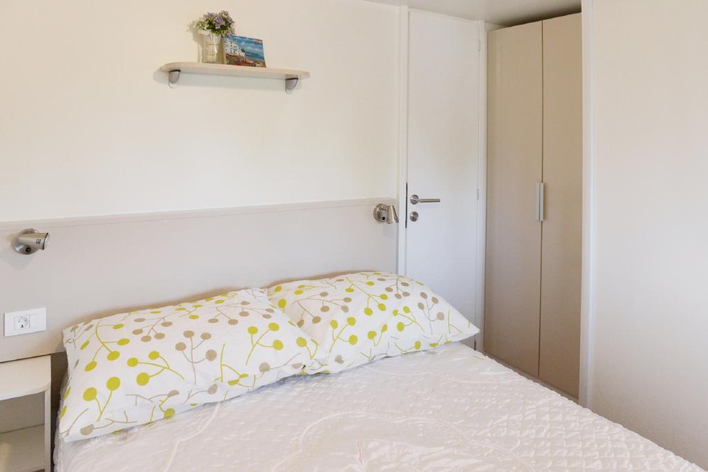 Mobile Homes Murter Jezera Exterior foto